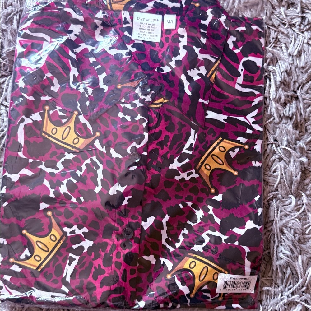 Izzy&liv shirt dress red yellow and black leopard print with crowns